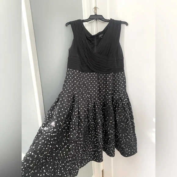 Adrianna Papell | Dresses | Black White Semiformal Dress With Taffeta Full  Skirt Dress With Black Top | Poshmark